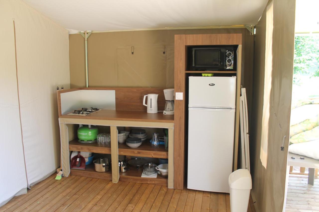 Camping Onlycamp Pierre & Sources ボルヴィック エクステリア 写真